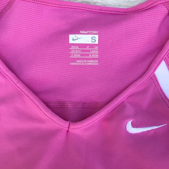 Nike Athletic Tank w Shelf Bra - Picture 2 of 6